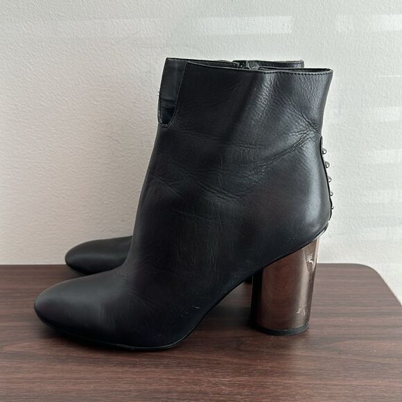 Kendall + Kylie Black Leather Metallic Heel Ankle Booties Sz 9 - Picture 4 of 10